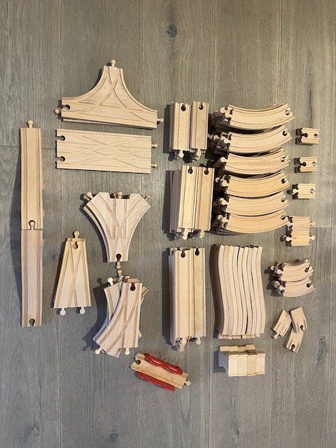 Brio Spielzeuge: Brio Holz-Eisenahn-Set XXL – Gebraucht aus Sempach von Andga1 2
