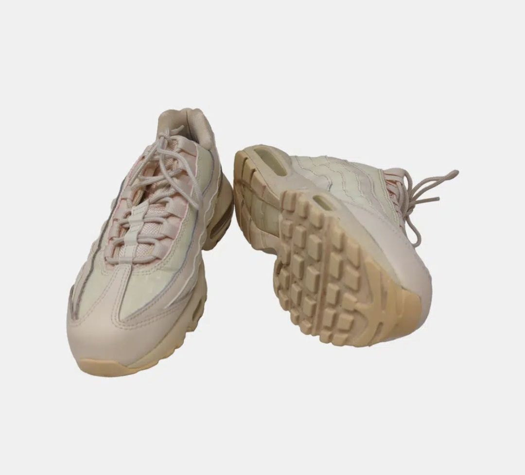 Nike Scarpe da donna: Nike Air Max 95, Taille 38, superbe etat – Usato da Le Locle venduto da sAm_2112 2