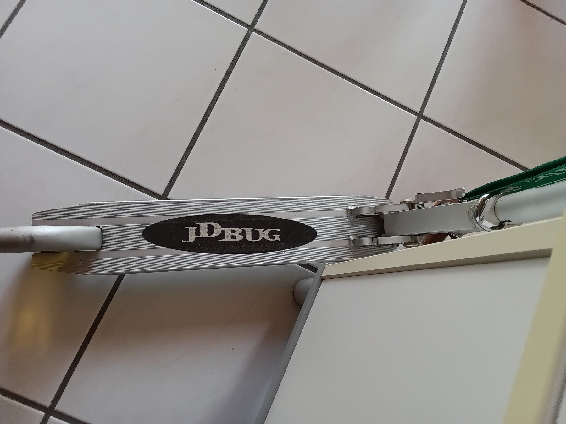 Scooters: MicroScooter DJBug – D'occasion à Erlach par Tobago25 1