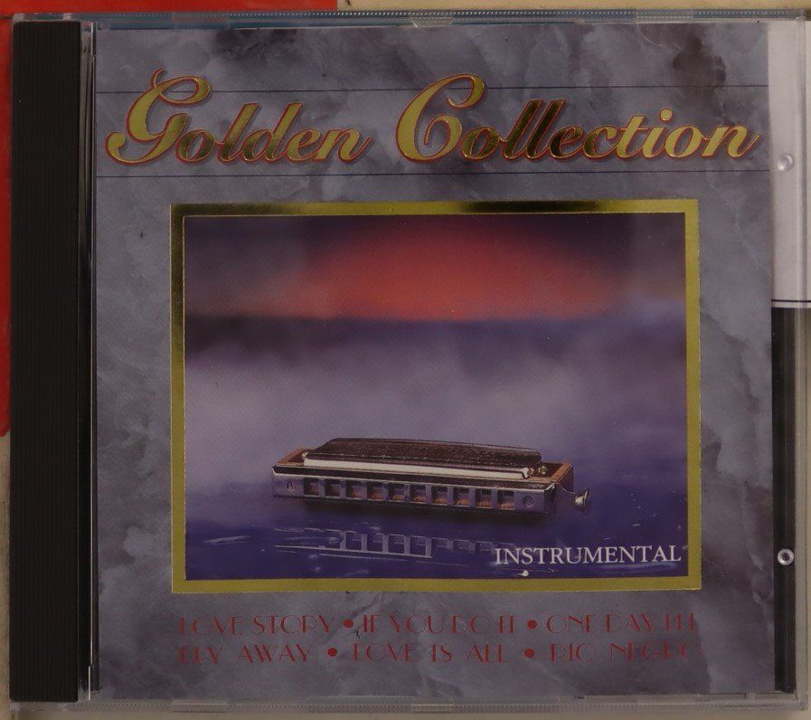 CDs: Golden Collection - Instrumental – Gebraucht aus Luzern von CONTENTI