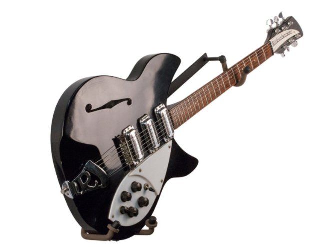 Instrumenten-& Notenständer: String Swing - Horizontal Guitar Wall Mount – Gebraucht aus Rüti ZH von Restwert_Rueti_ZH 4