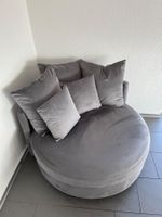Lese-Sessel rund, grau inkl. fünf Kissen