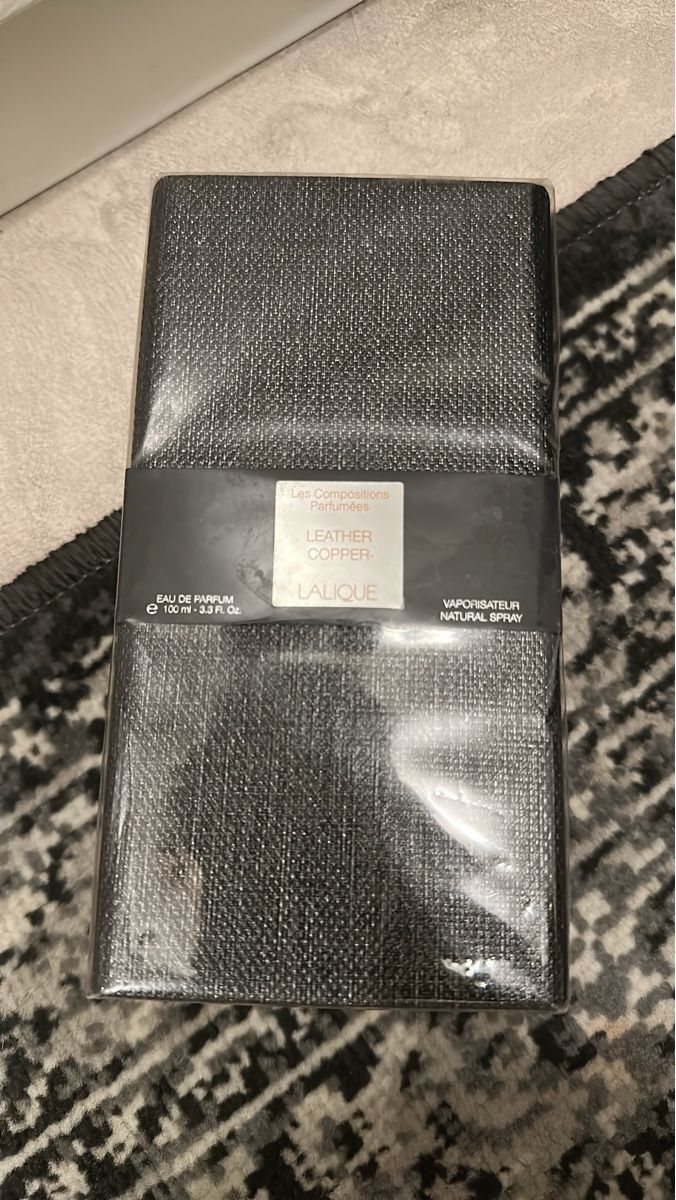 Lalique Profumi & Eau de Toilette: Lalique Leather Copper Eau de Parfum 100ml Neu – Nuovo e nell'imballaggio originale da Dietikon venduto da vithya88