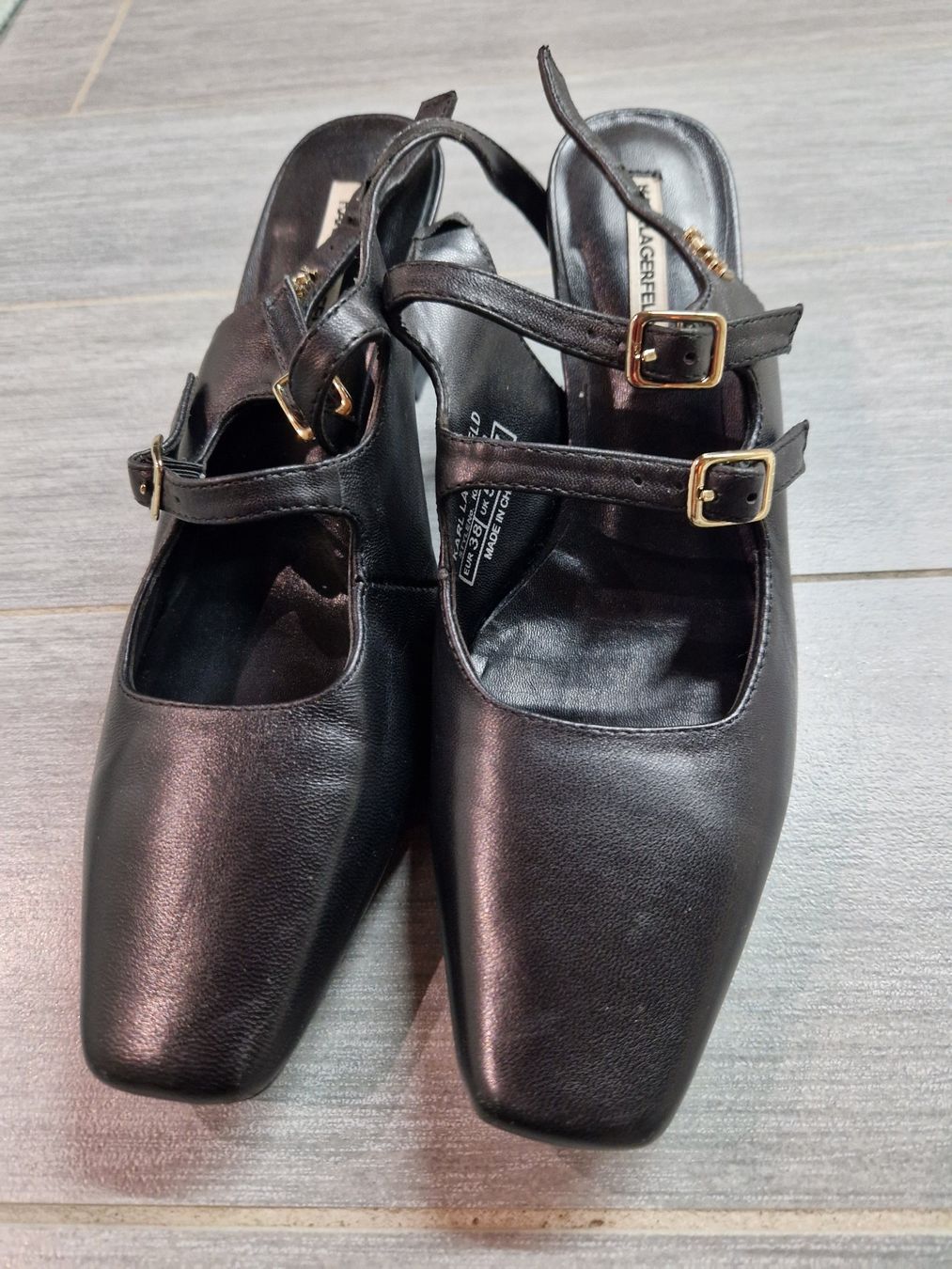Karl Lagerfeld Scarpe da donna: escarpin Karl Lagerfeld – Usato da Crassier venduto da steff2000