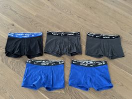 6 Unterhosen Nike Grösse 147/163