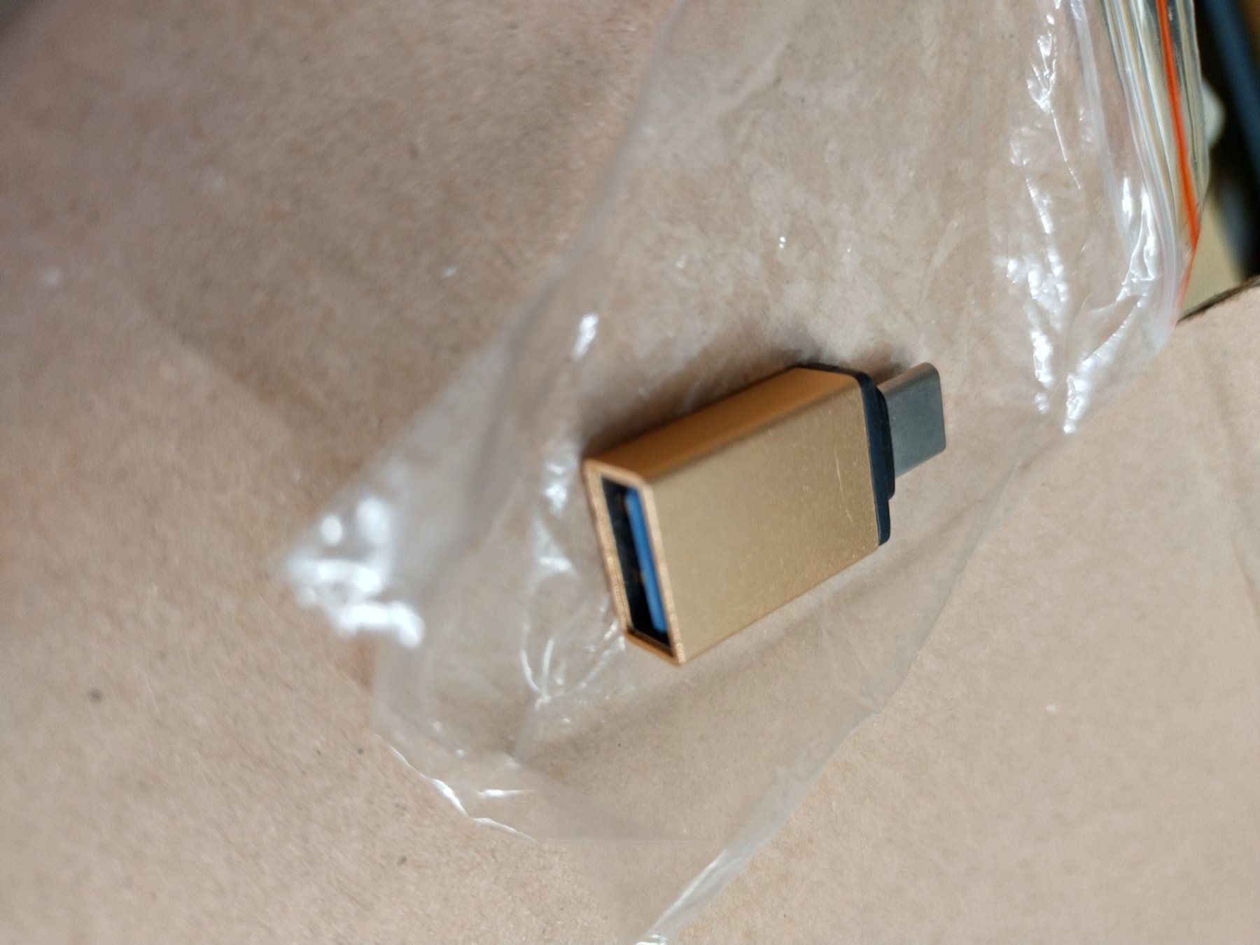 Lecteurs & Adaptateurs: USB Type C zu USB Adapterstecker – Neuf avec emballage d'origine à Ermatingen par rik4rdo 1