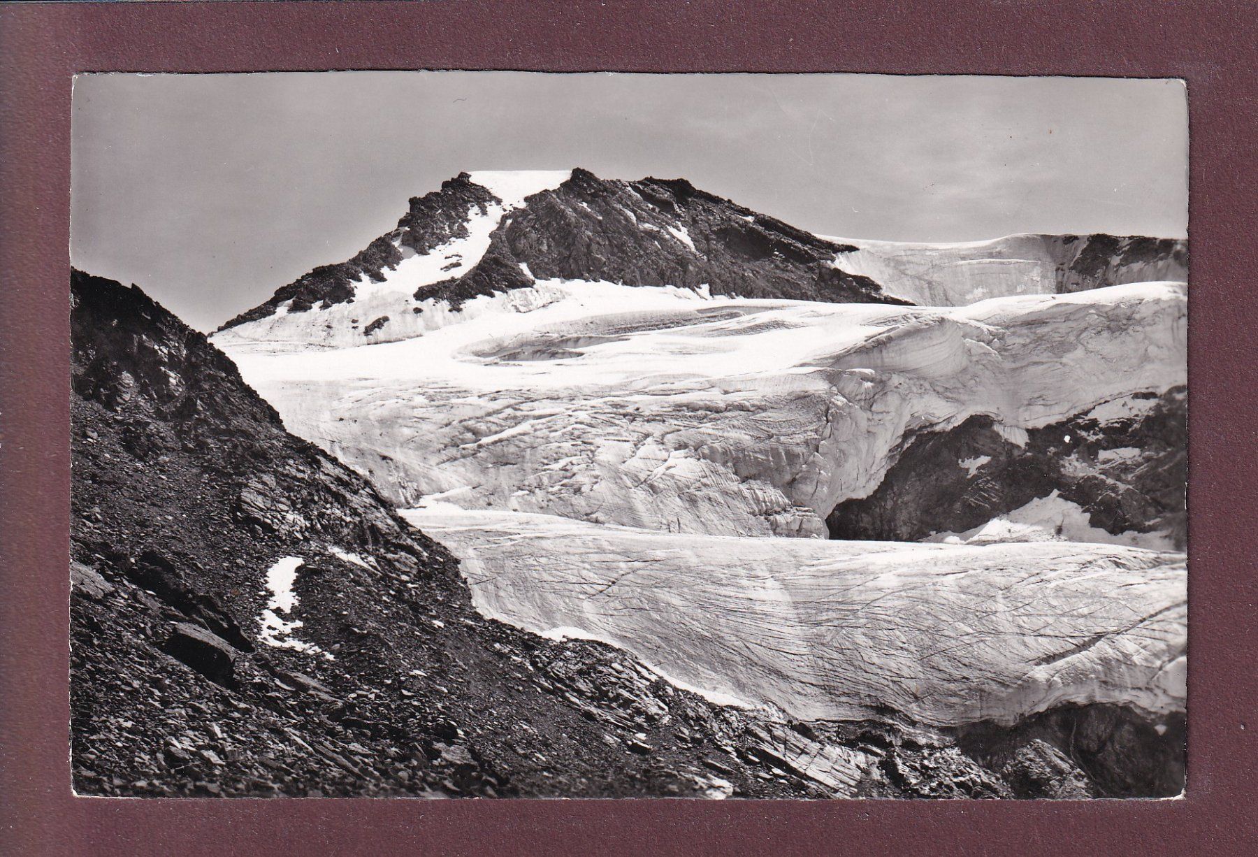 Cartoline postali: GLACIER DE MOIRY - Pigne de la Lé – Usato da Pully venduto da nicecards