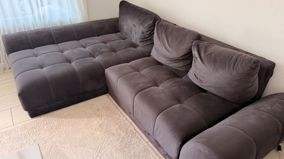 Sofas: Schwarzes Samt Ecksofa mit Schlaffunktion – Gebraucht aus Niederrohrdorf von jan_vht7 2