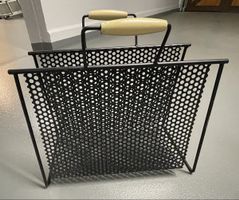 Porte-journaux noir