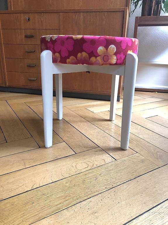 Hocker: Hocker mit Polster – Gebraucht aus Basel von Brubaba