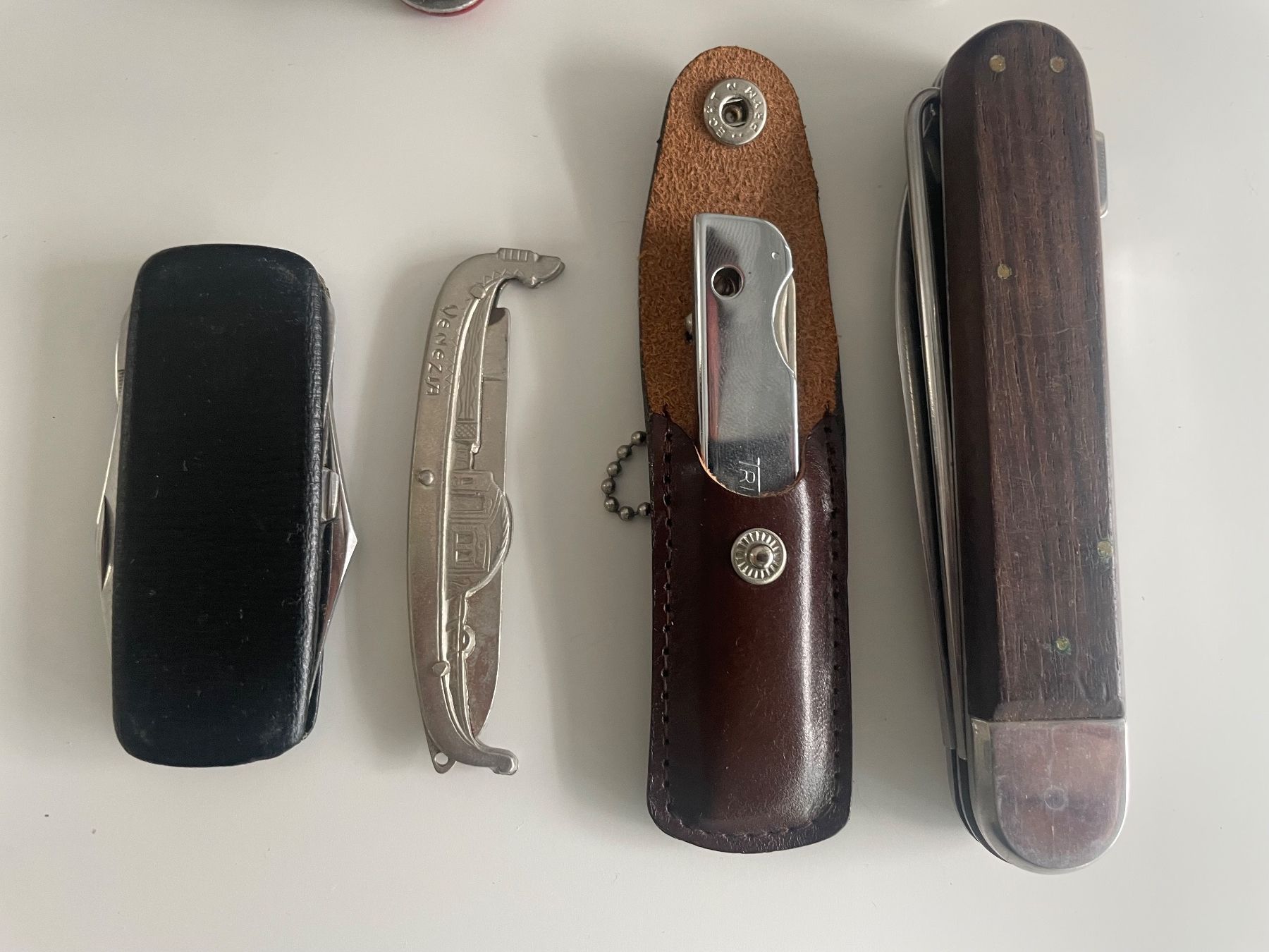 Couteaux de poche: Diverse Taschenmesser – D'occasion à Dällikon par buyandbehappy 2