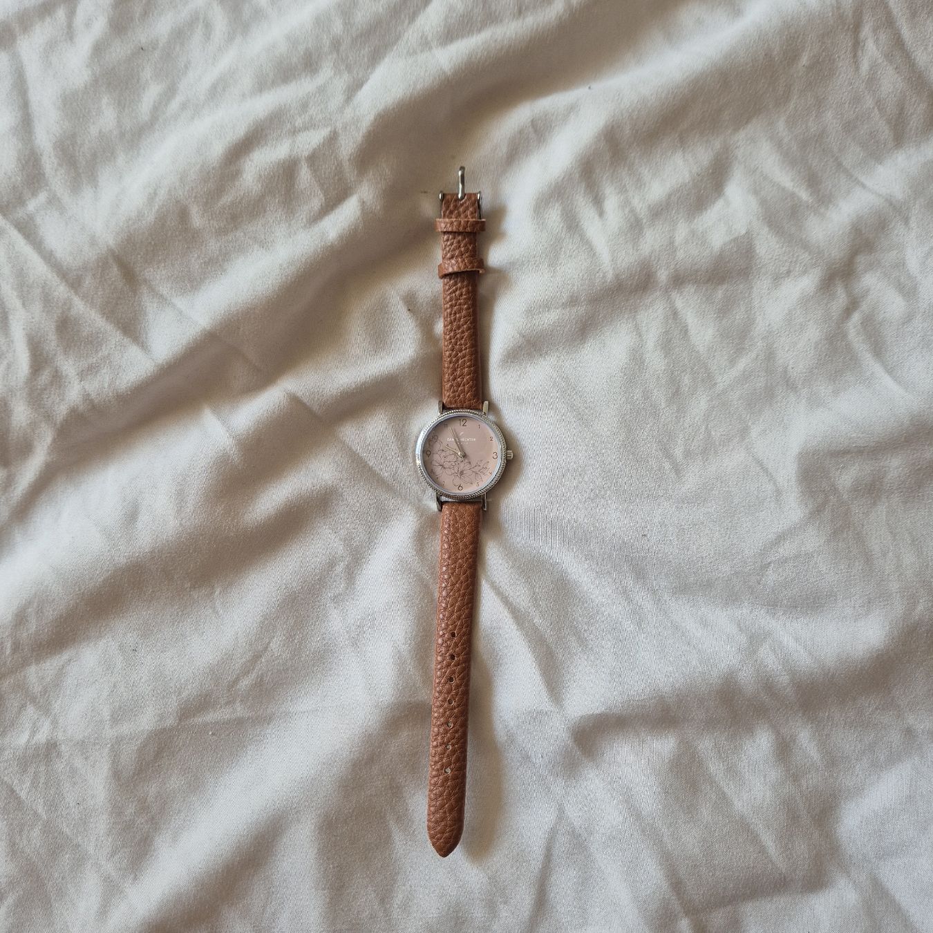 Daniel Hechter Orologi: Montre Daniel Hechter cuir synthétique changer pile – Usato da Versoix venduto da Lenas9