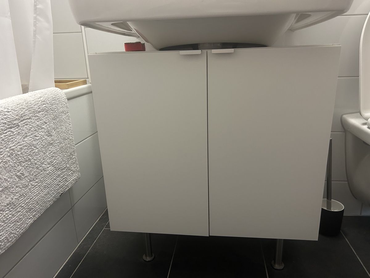 Ikea Mobili per bagno: Badzimmermöbeli für unters Lavabo – Usato da Schliern b. Köniz venduto da Sophiadodel.