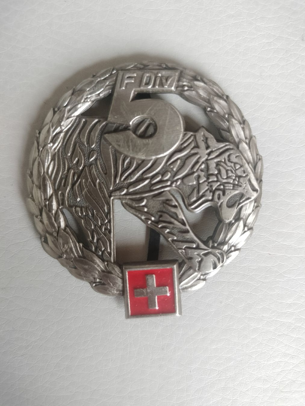 Schweizer Armee Uniformi: Schweizer Armee Militär Peret Emblem – Usato da Schwanden Sigrisw venduto da Wibe81