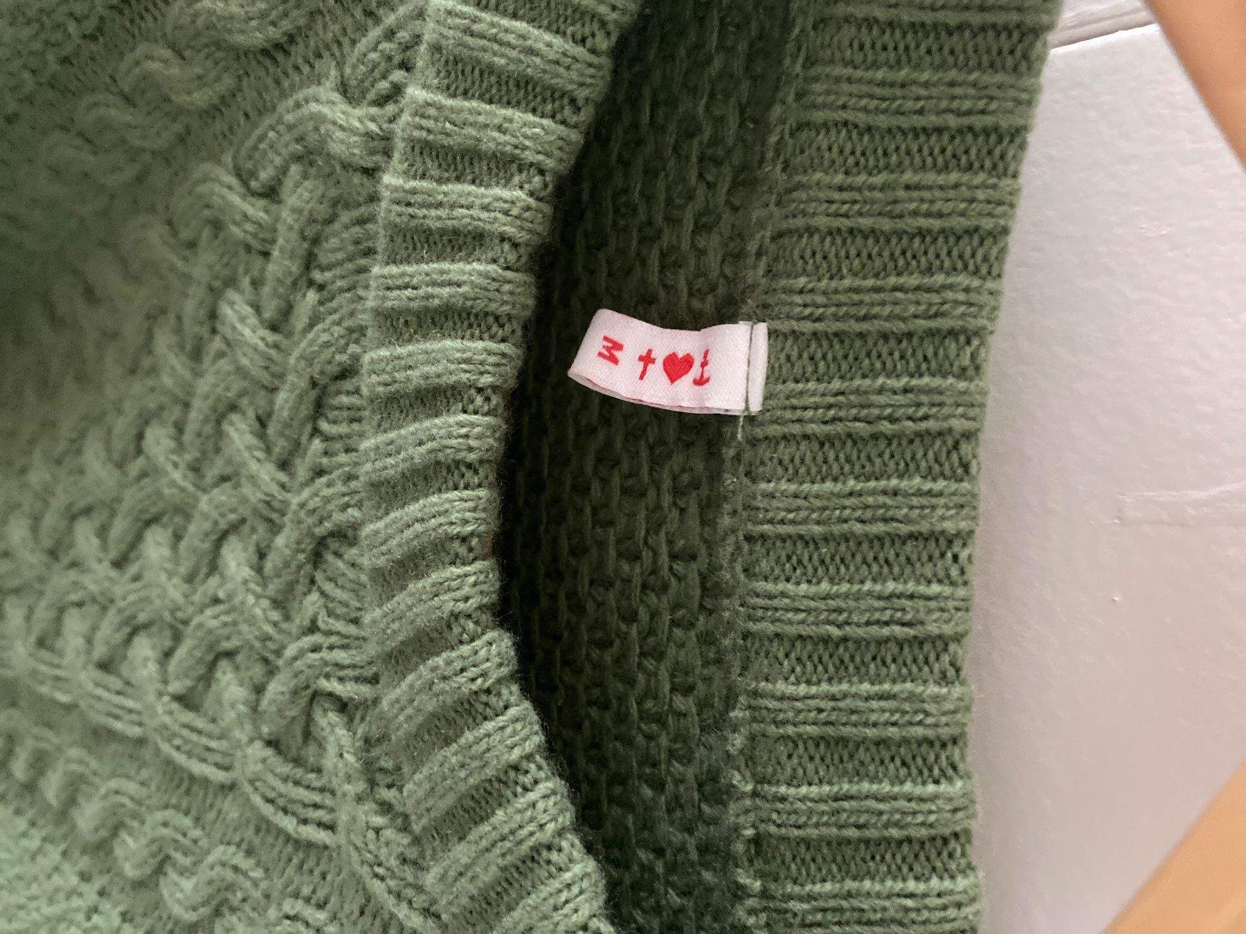 Maglioni & Felpe: Damen Pullover Zopfmuster Grösse S top Zustand – Nuovo (secondo la descrizione) da Einsiedeln venduto da csunshine91 1
