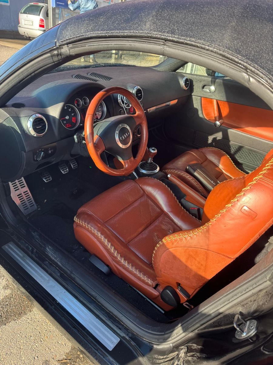 Audi Automobili: Audi TT Cabriolet 1.8 T – Usato da Vevey venduto da mar_mc29 5