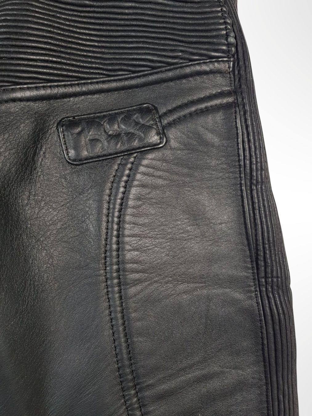 IXS Pantaloni: iXS Motorradhose Gr. 50, Echtes Leder schwarz – Usato da Suhr venduto da Restwert_Suhr 4