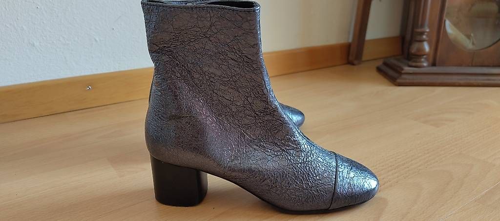 Scarpe da donna: Elegante graue Stiefeletten Grösse 36 – Nuovo (secondo la descrizione) da Urtenen-Schönbühl venduto da phu_tpt8 1