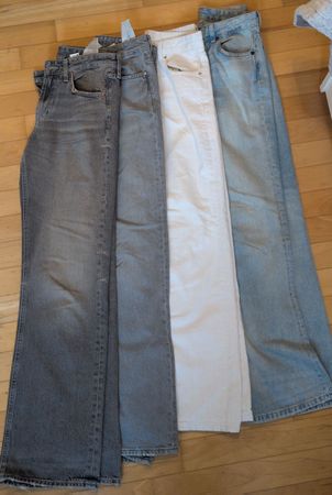 Lot de 4 jeans Zara, taille 36 jamais porté