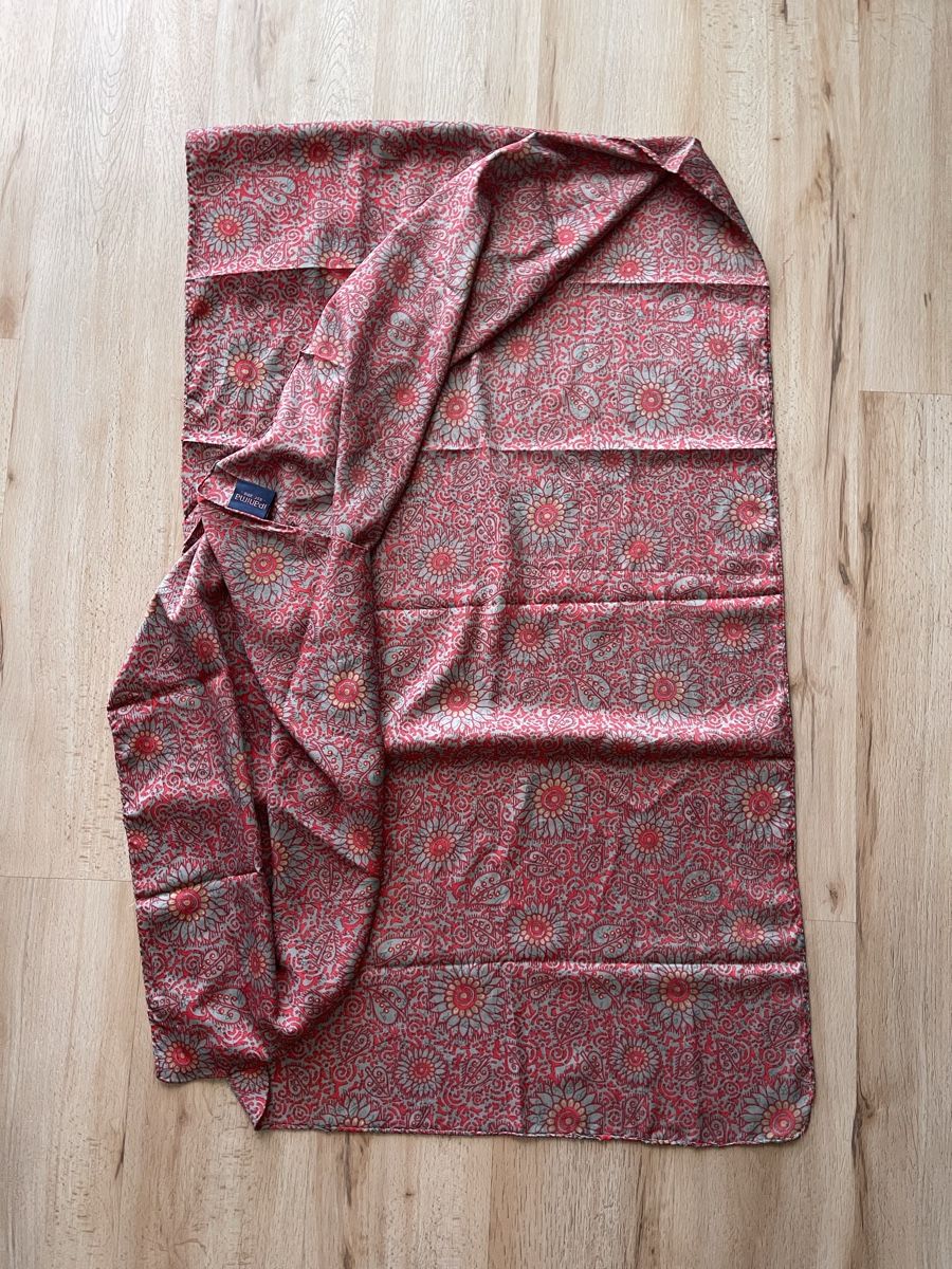 Foulard & Sciarpe: Écharpe Ipanima Rouge et Gris - etat Impeccable! – Usato da Kloten venduto da Vermicelles 7