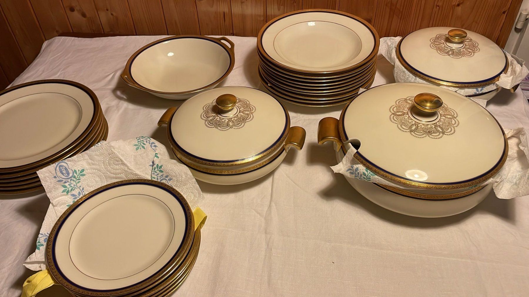 Set di piatti: Tafelgeschirr – Usato da Ebnat-Kappel venduto da carastellabella