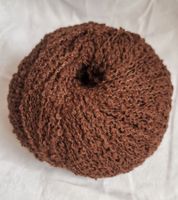 50g weiche Merinowolle, Schokobraun