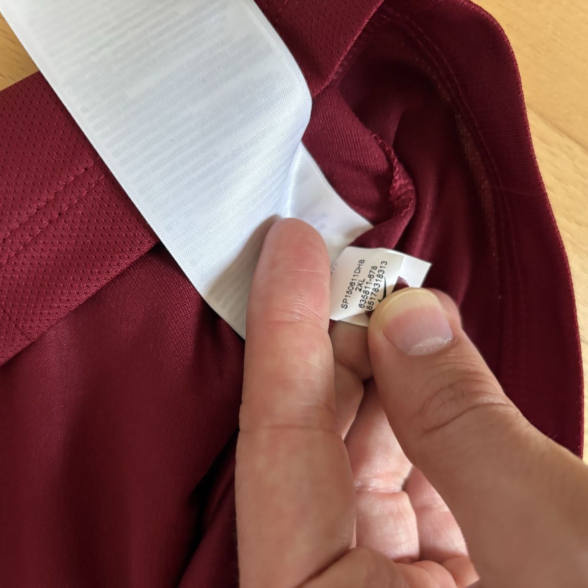 Nike Leibchen & Hosen: As Roma Trikot Nike – Gebraucht aus Winterthur von LaBodega 3