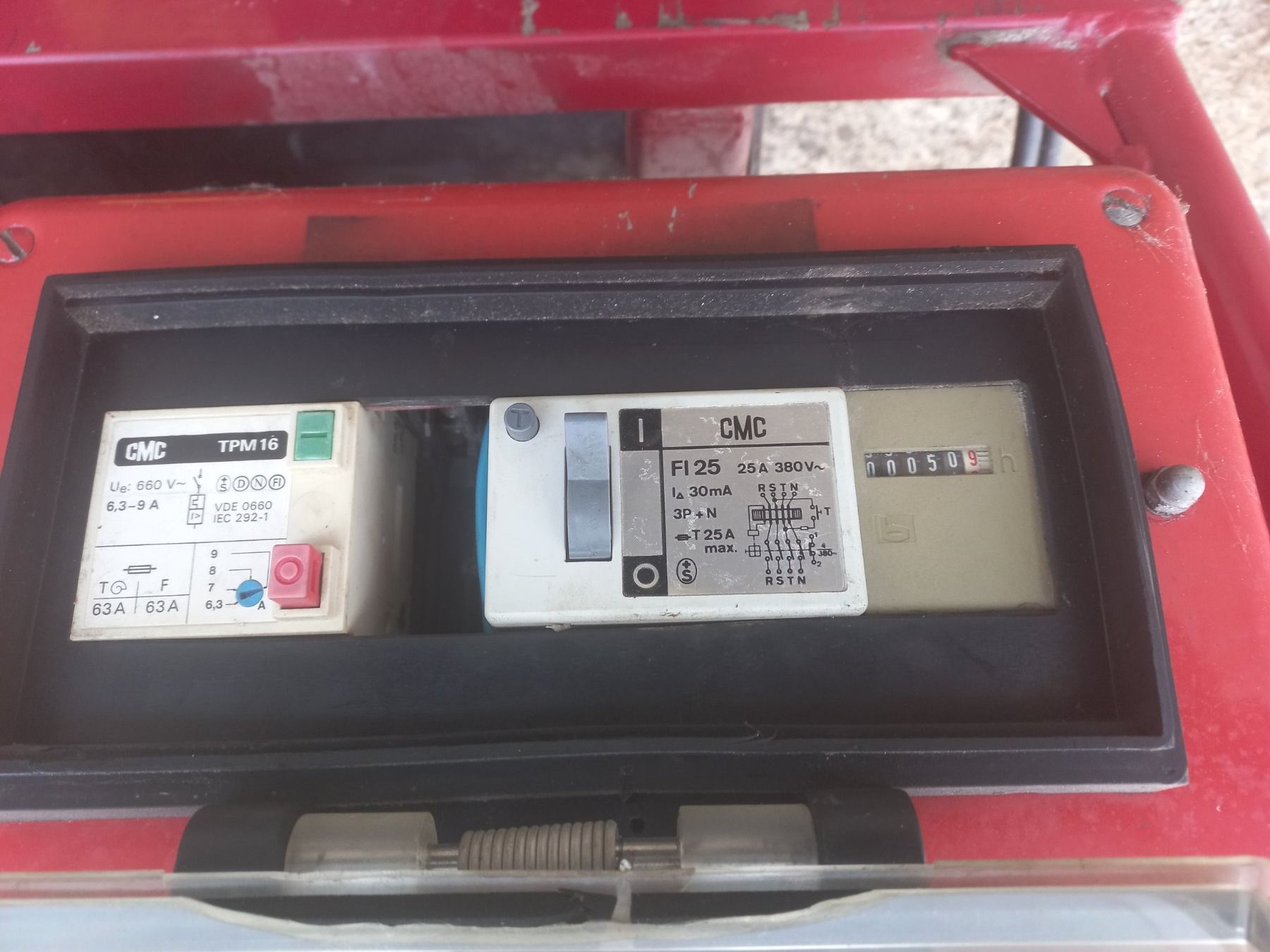 Generatori di corrente: Stromgenerator AKSA 220 / 380 V Notstromgenerator Generator – Usato da DULLIKEN venduto da Lerchclassicdulliken 6