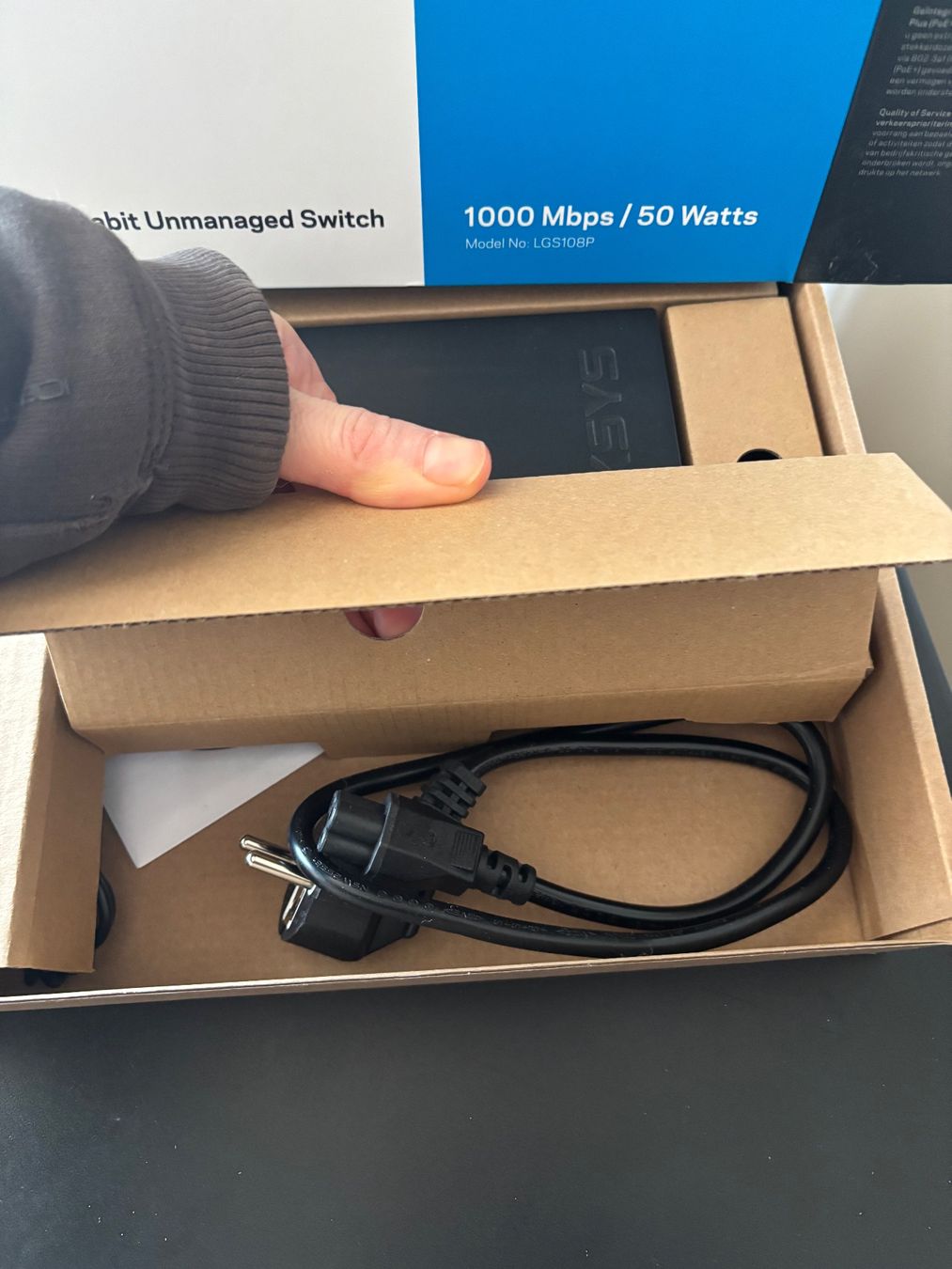 Linksys Hubs & Switches: Linksys 8 Port Gigabit Switch mit PoE+ – Gebraucht aus Liestal von lis_82hy 3