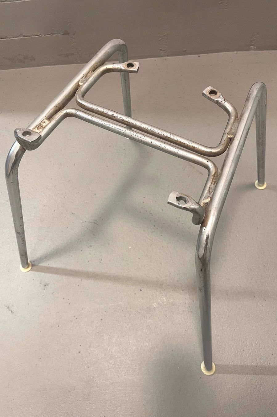 Eames Sedie: Eames Plastic Side Chair DSX Untergestell – Usato da Zürich venduto da tamaruga 1