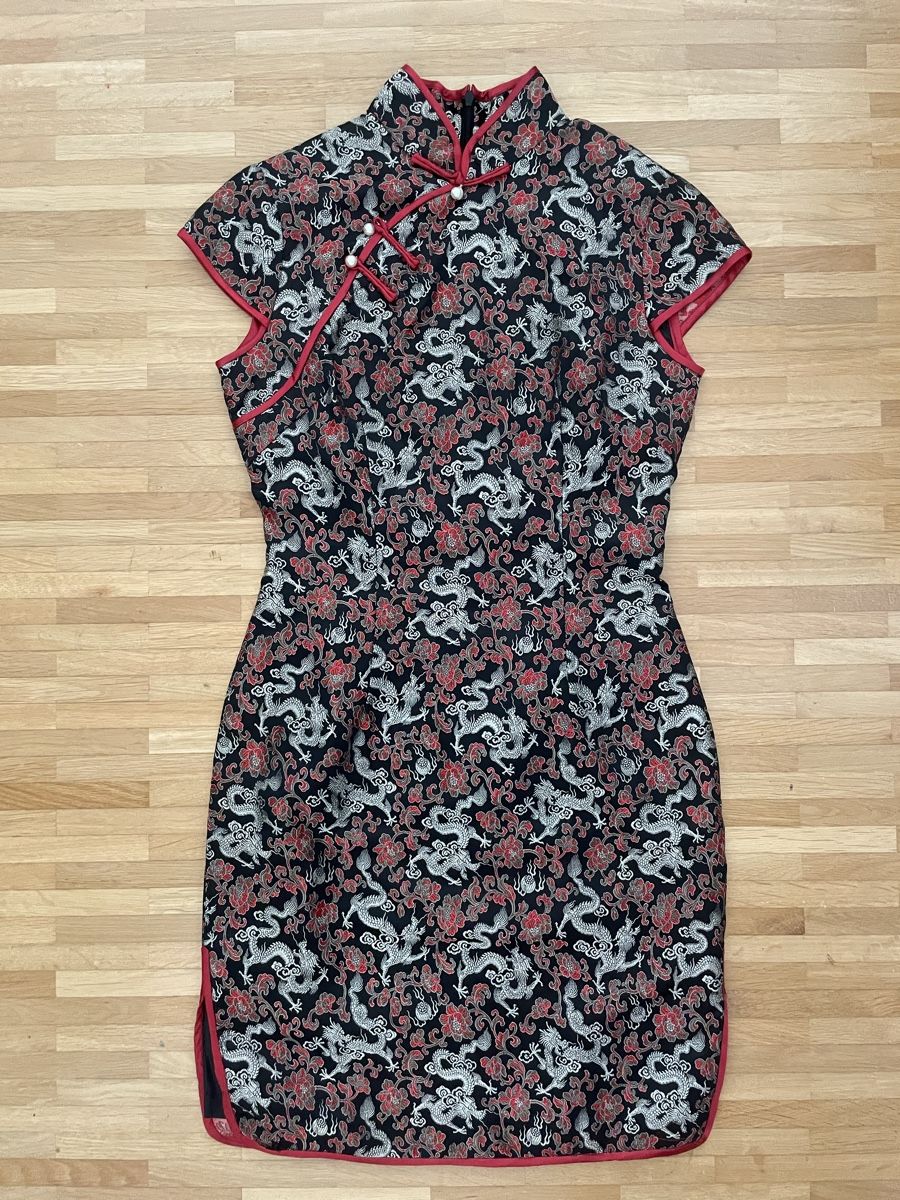 Vestiti: Cheongsam Damenkleid – Nuovo (secondo la descrizione) da Tägerwilen venduto da Shaimaa