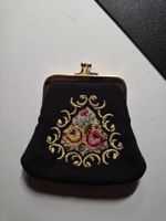 Vintage Damen Portemonnaie gestickt - Golden Seal