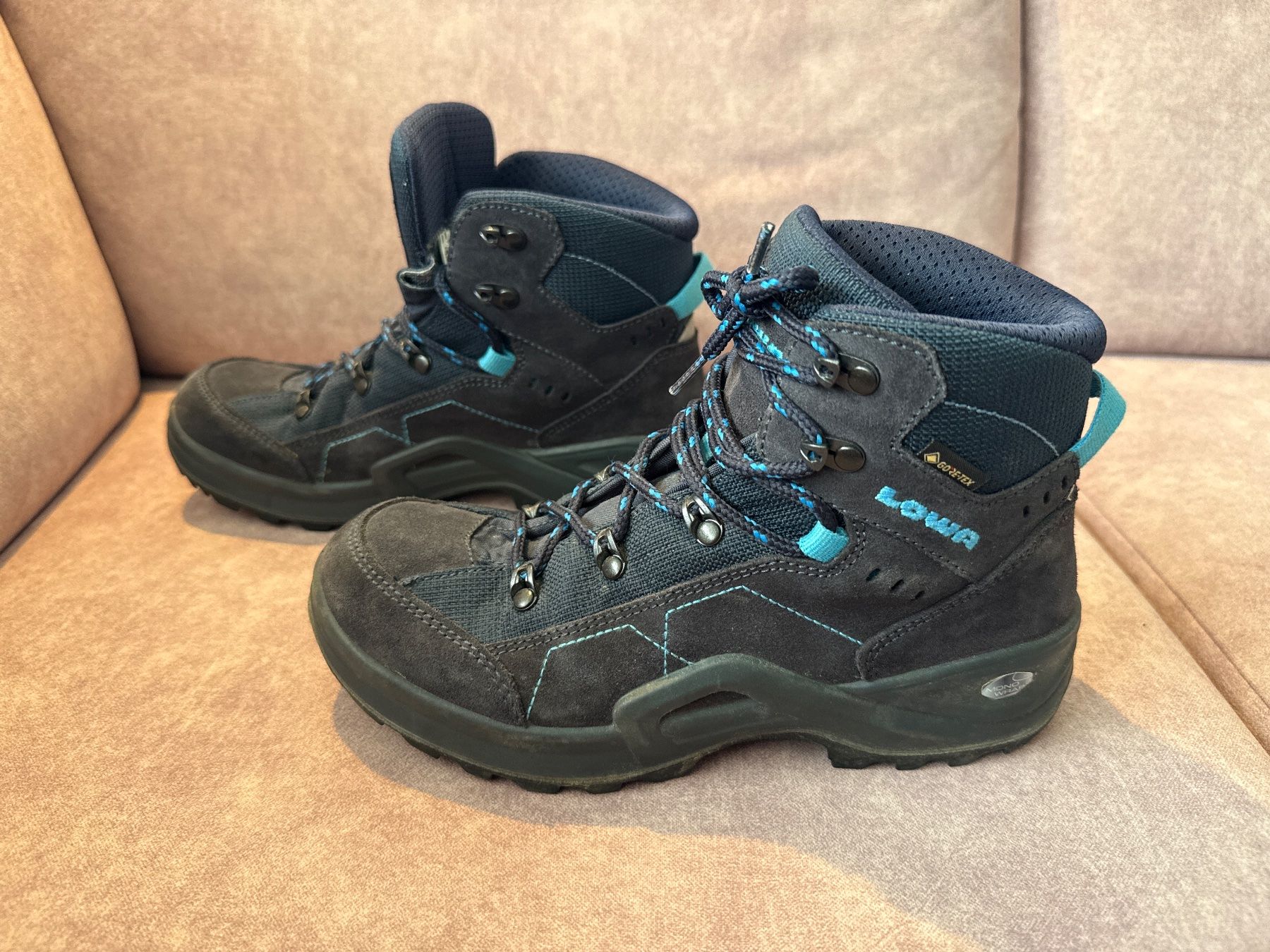Lowa Scarpe per ragazzi: LowaWanderschuhe Grösse 36 Gore-Tex Bergschuhe – Usato da Büren NW venduto da DBOSS01 1