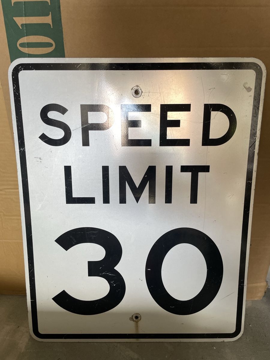 Schilder: Vintage US Verkehrsschild Speed Limit 30 – Gebraucht aus Safenwil von melvoo