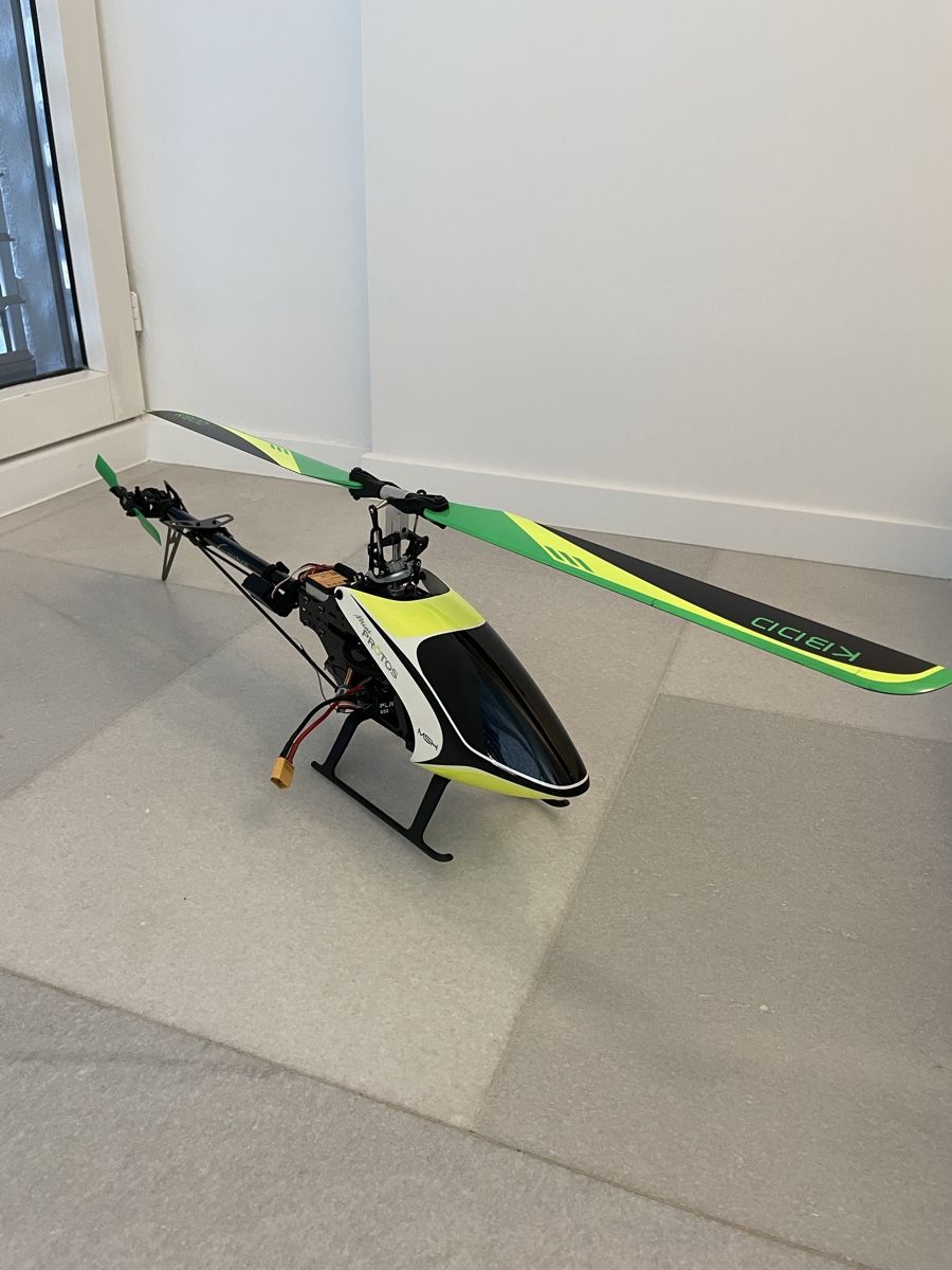 Modellismo RC: MSH Mini Protos 450 mit diversen Ersatzteilen  – Usato da Gutenswil venduto da tschiuh