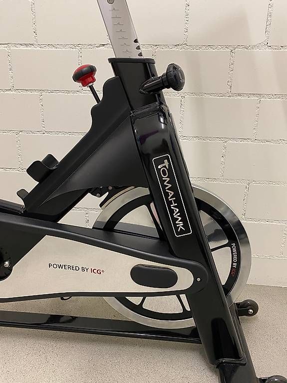 Hometrainer: Tomahawk ICG Indoor Bike – Gebraucht aus Wermatswil von Jessie06 2