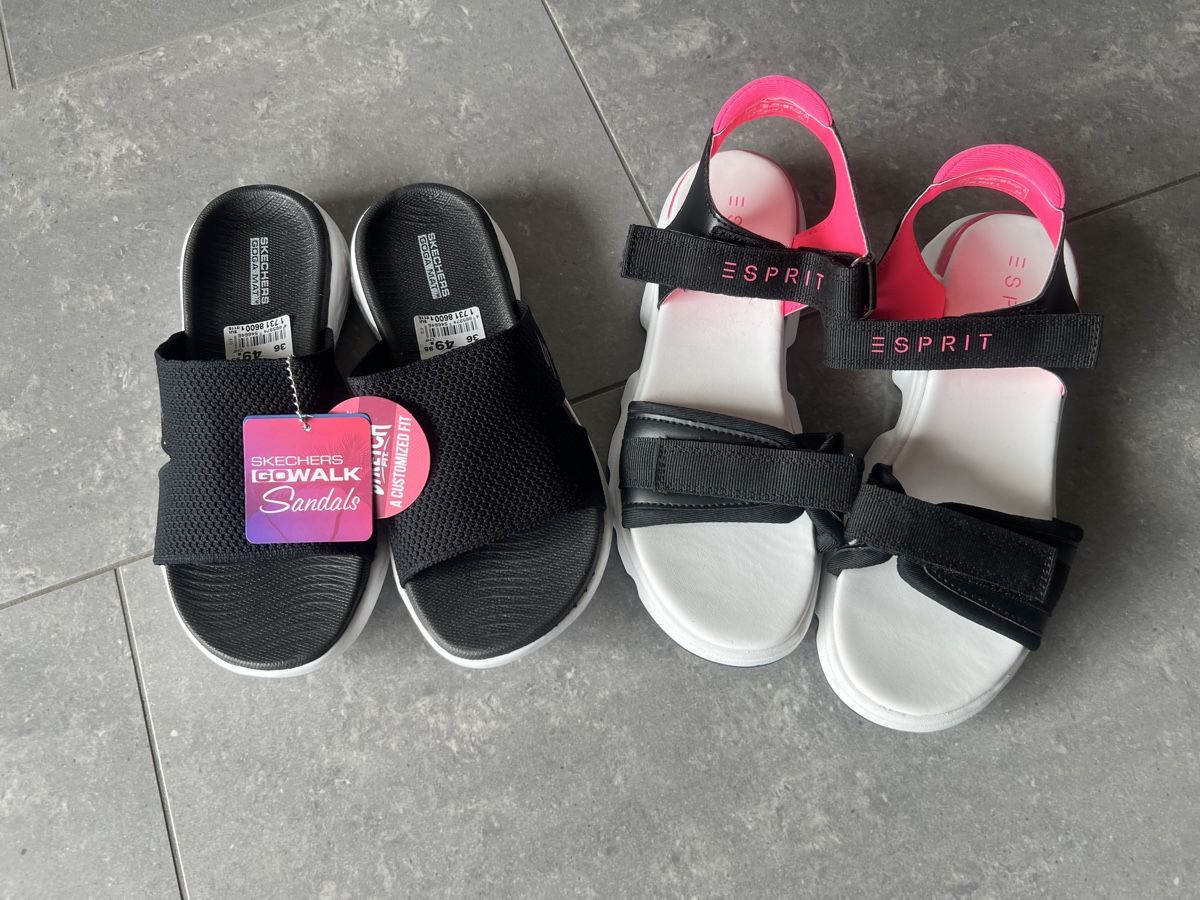Scarpe da donna: 2 Paar Sandalen Grösse 36 – Nuovo (secondo la descrizione) da Würenlingen venduto da Isa750