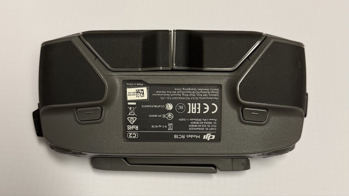 DJI Commande à distance: DJI Mavic 2 Pro Remote Controller RC1B - Excellent Condition – D'occasion à Amsteg par jos_977s 2