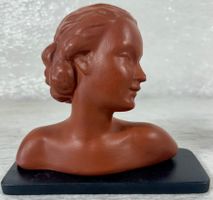 Art Deco Dame Bürste / Skulptur aus Keramik