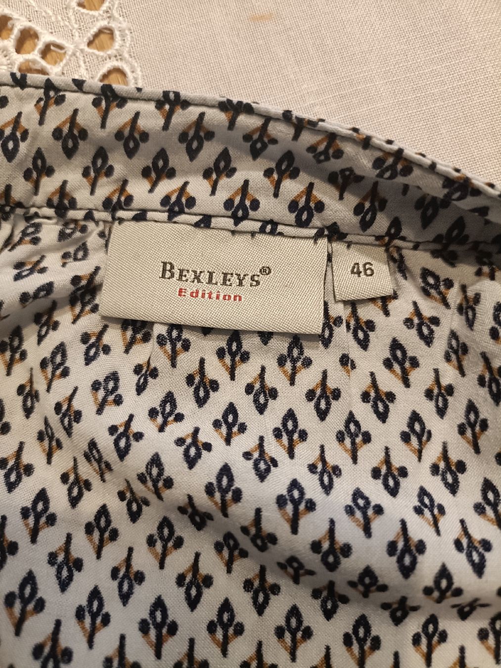 Camicette: Schöne Bexleys Edition Bluse, Grösse 46, leicht & luftig – Usato da Sargans venduto da Polifemo58 6