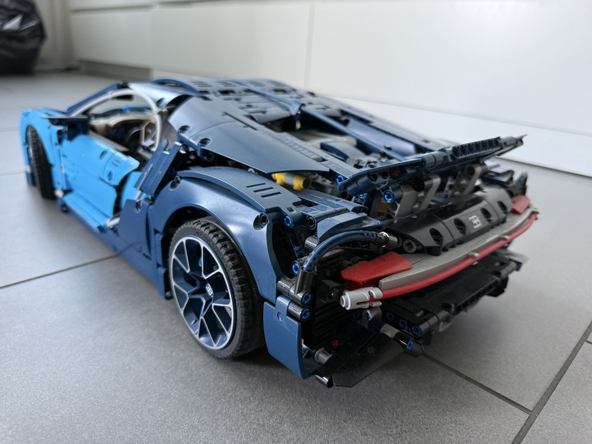 Lego Baukästen: LEGO Technic 42083 Bugatti Chiron – Gebraucht aus Schlieren von Tmuri80
