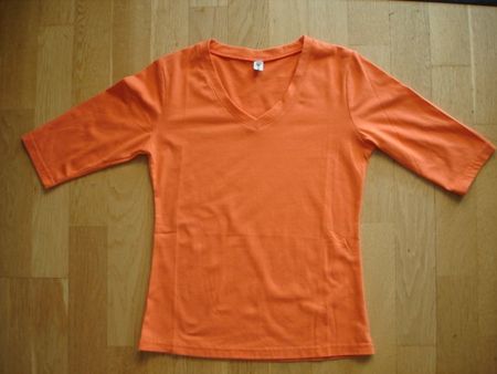 t-shirt orange gr. XS - NEU-