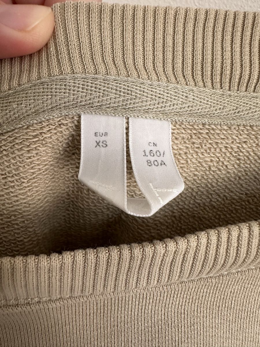 Arket Maglioni & Felpe: Arket Sweatshirt grün, olive XS – Usato da Zürich venduto da davinciclaude 1