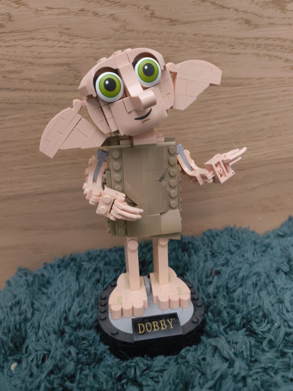 Lego Kit di costruzioni: Lego Harry Potter Dobby Figur mit Sockel  – Usato da Wangenried venduto da Laedi4