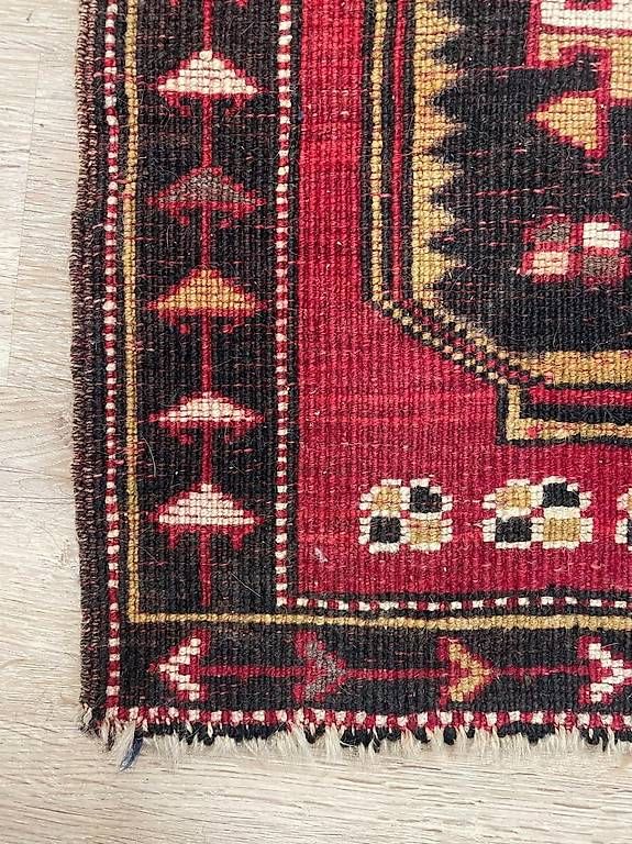 Tappeti: Orientteppich aus Wolle mit geometrischem Muster – Usato da Obernau venduto da Arche_Noah_Brocki 5
