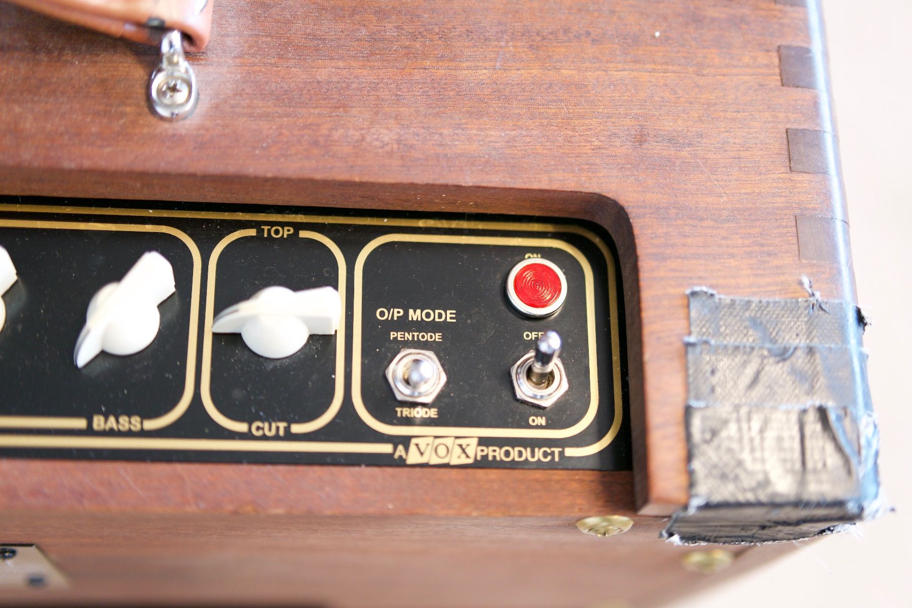 Vox Amplificatori: Vox AC 15 Heritage Collection – Usato da Zürich venduto da Kingcaruso 3