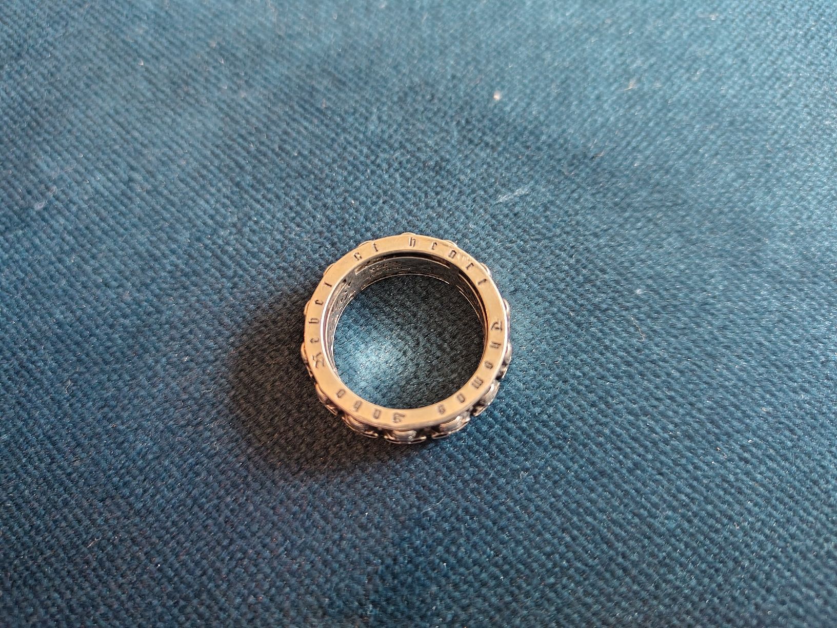 Thomas Sabo Anelli: Ring Silber Thomas Sabo Totenköpfe – Nuovo (secondo la descrizione) da Frenkendorf venduto da deltarom 1