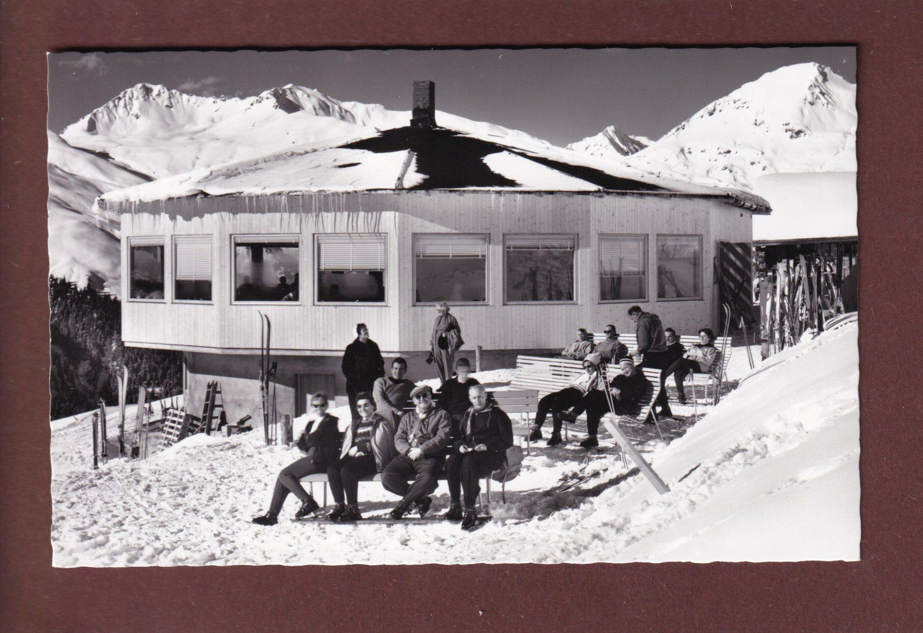 Cartoline postali: DAVOS - Bergrestaurant Clavadeleralp – Usato da Pully venduto da nicecards
