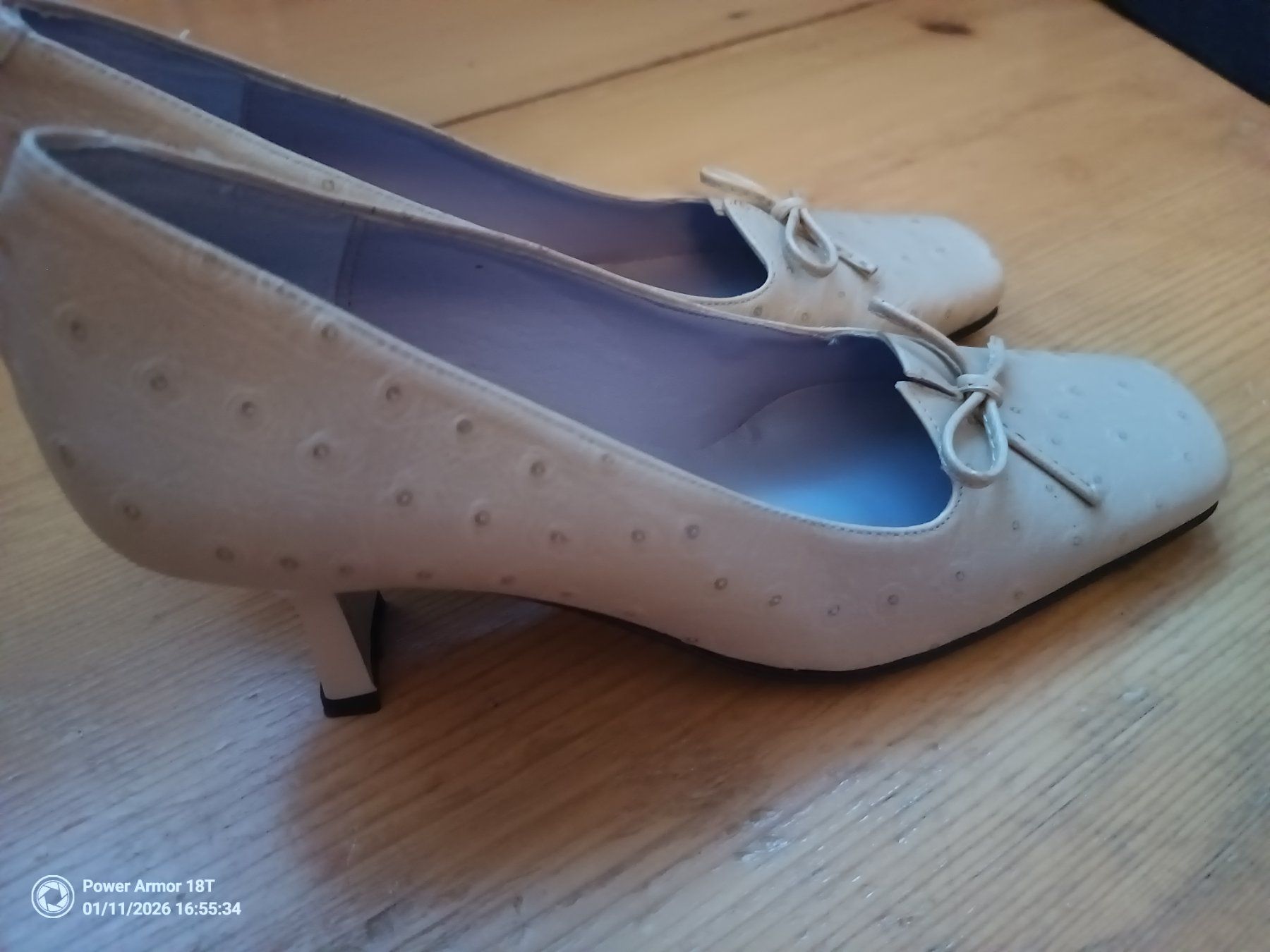 Scarpe da donna: Kunstlederschuhe 37 – Nuovo (secondo la descrizione) da Winterthur venduto da Kristiinag