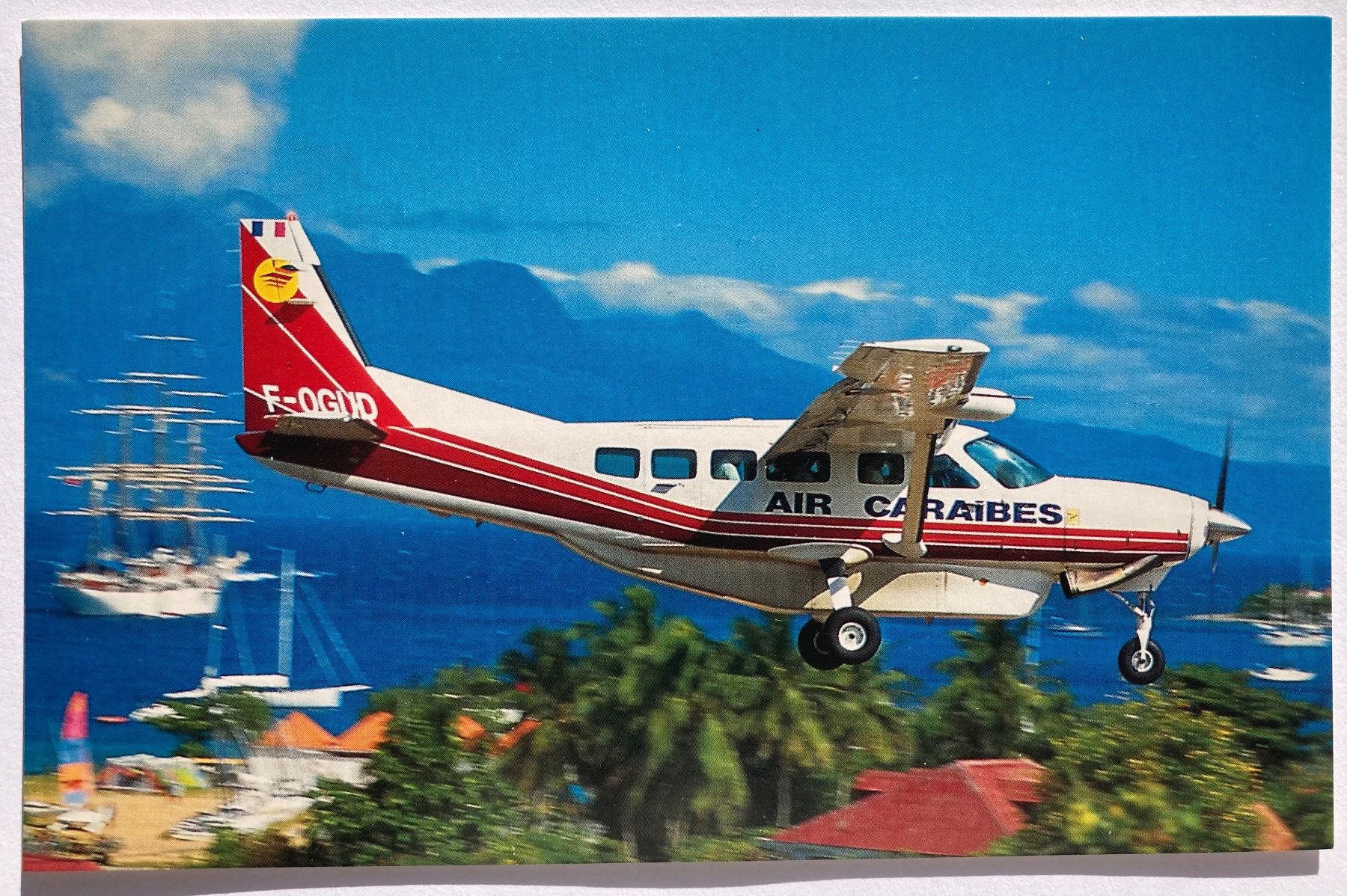 Cartoline postali: Postcard Cessna 208 Caravan I Air Caraibes – Usato da Lugano venduto da sel_x7bg